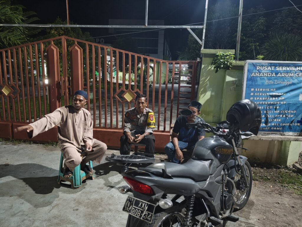 Bhabinkamtibmas Desa Ta’a sambangi warga binaannya